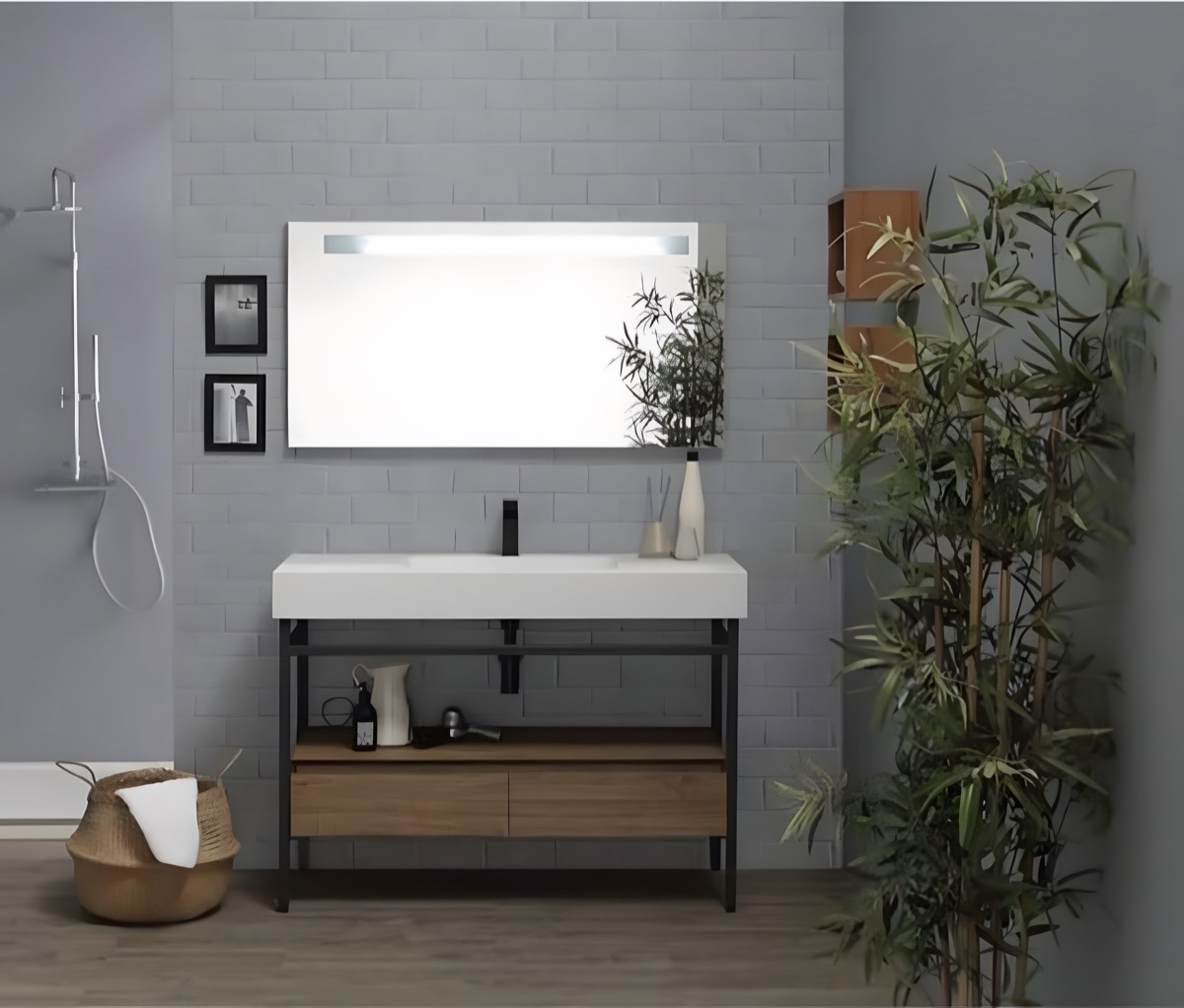 Bagno con mobile lavabo in legno e metallo nero